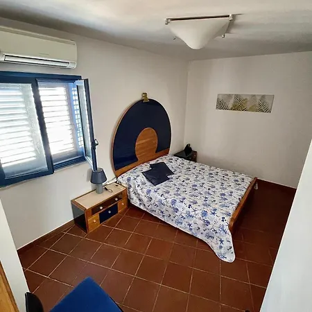 La Portuense * Castro (Lecce)